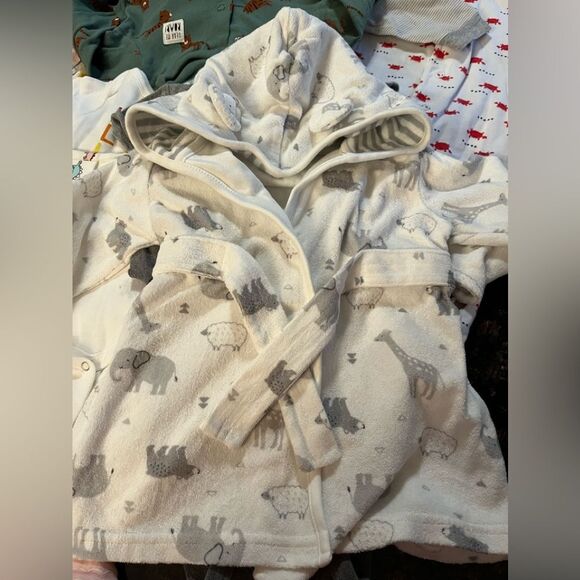 Bundle 25 girl clothes NB-6/9mo:Carter, Jack &Cat, Little James, Just1You, H&M - Picture 10 of 11